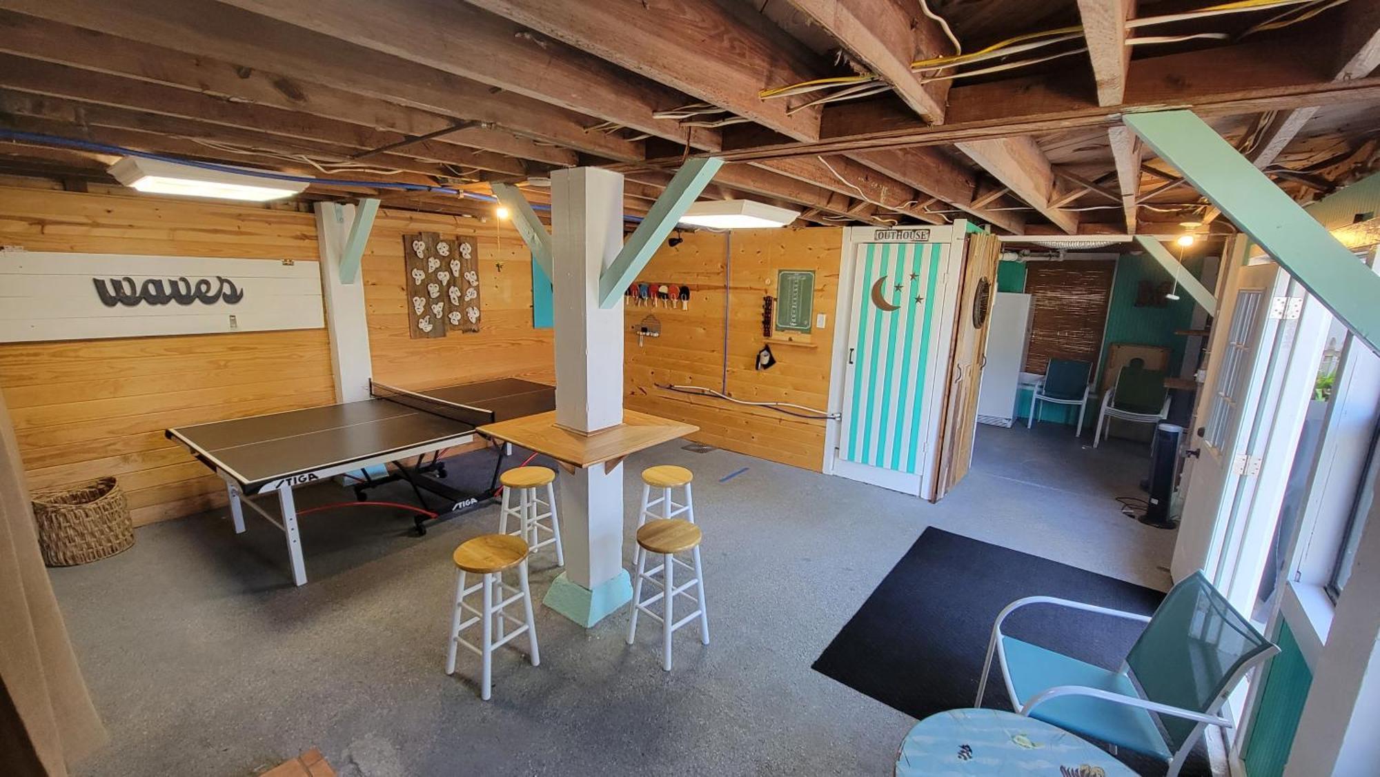 1201 Lovell Avenue By Tybee Beach Vacation Rentals タイビーアイランド エクステリア 写真