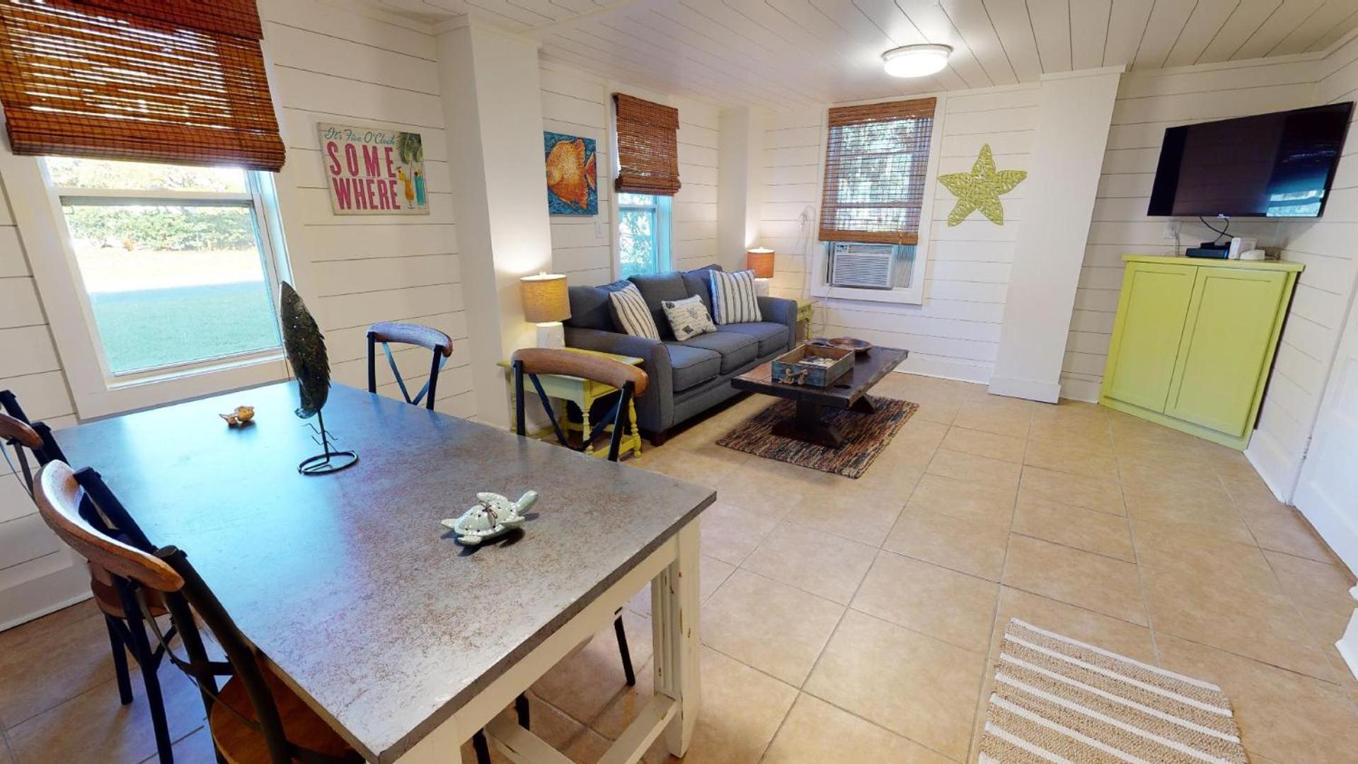 1201 Lovell Avenue By Tybee Beach Vacation Rentals タイビーアイランド エクステリア 写真