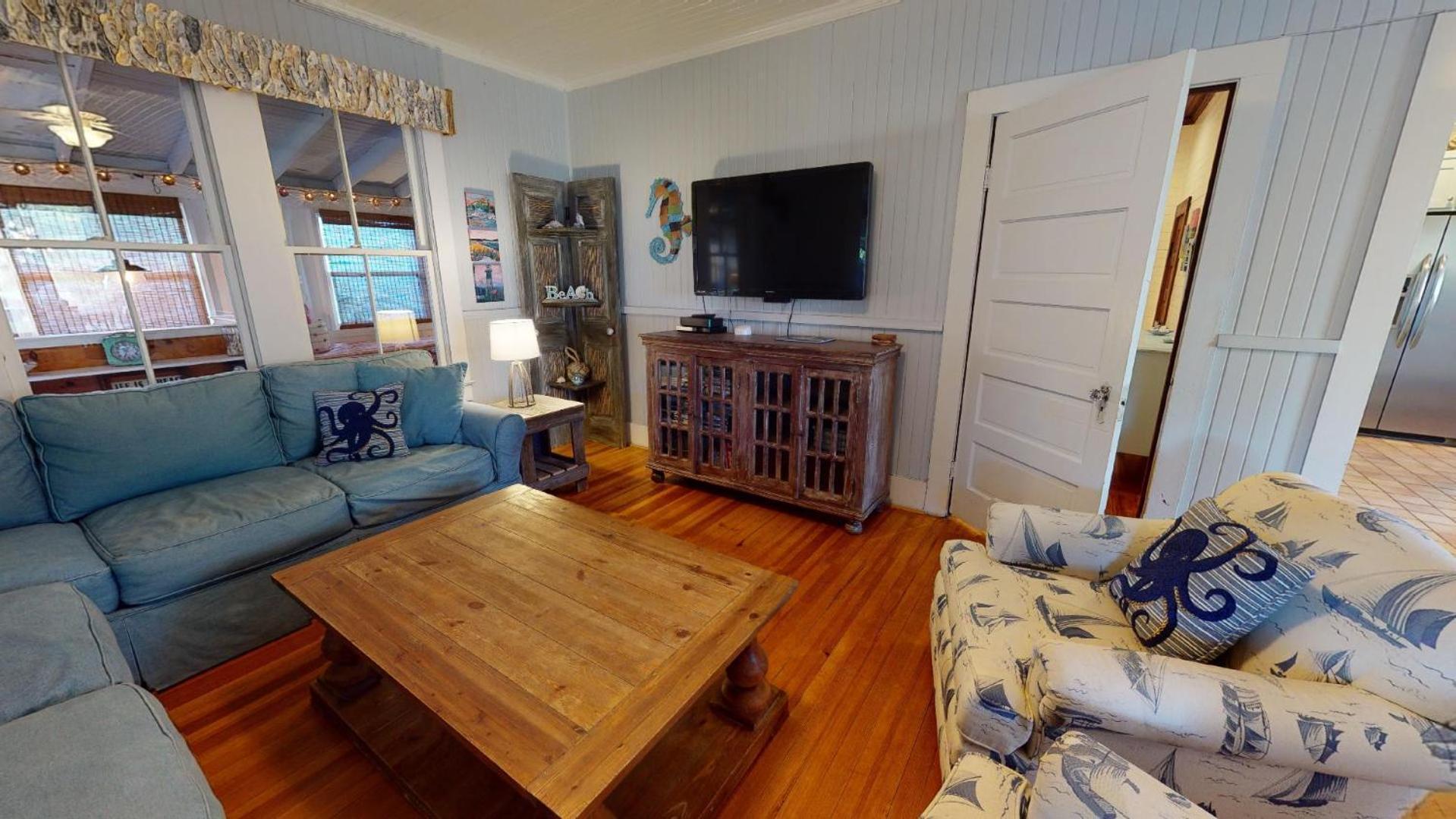 1201 Lovell Avenue By Tybee Beach Vacation Rentals タイビーアイランド エクステリア 写真