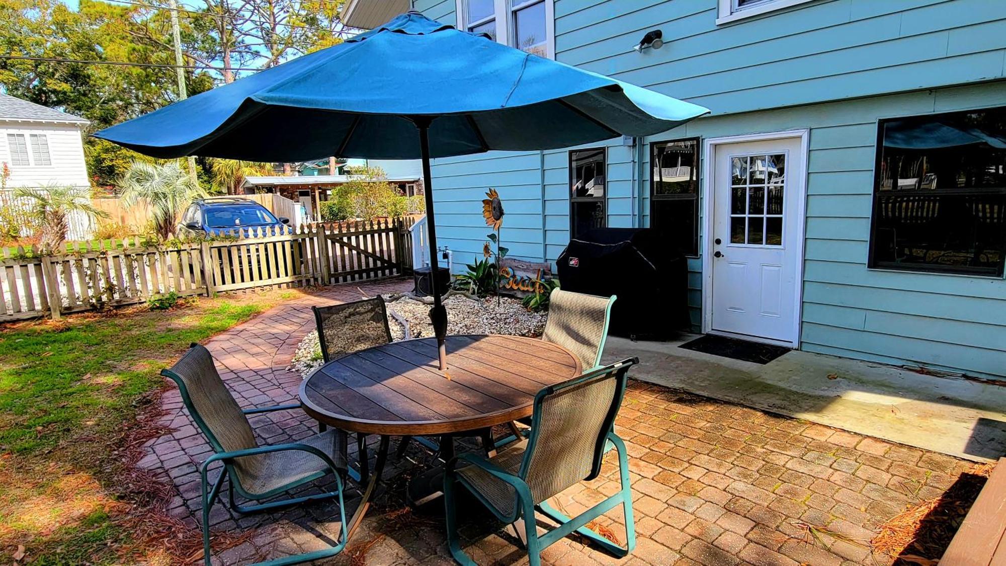 1201 Lovell Avenue By Tybee Beach Vacation Rentals タイビーアイランド エクステリア 写真